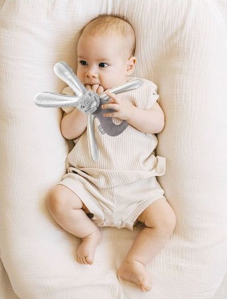 BabyJem Tutmalı Peluş Mini Tavşan 842 Gri