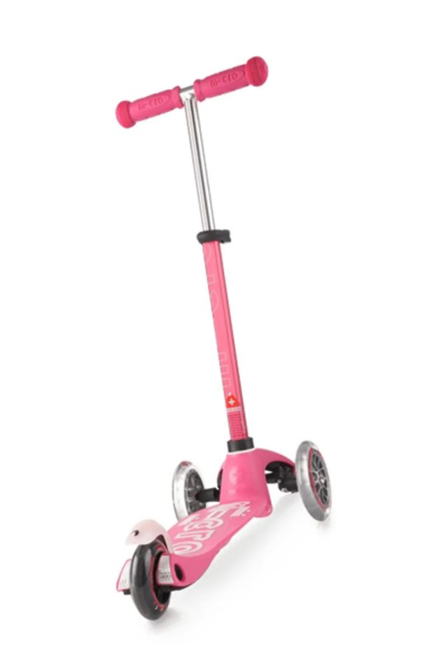 Micro Mini Deluxe Scooter - Pink