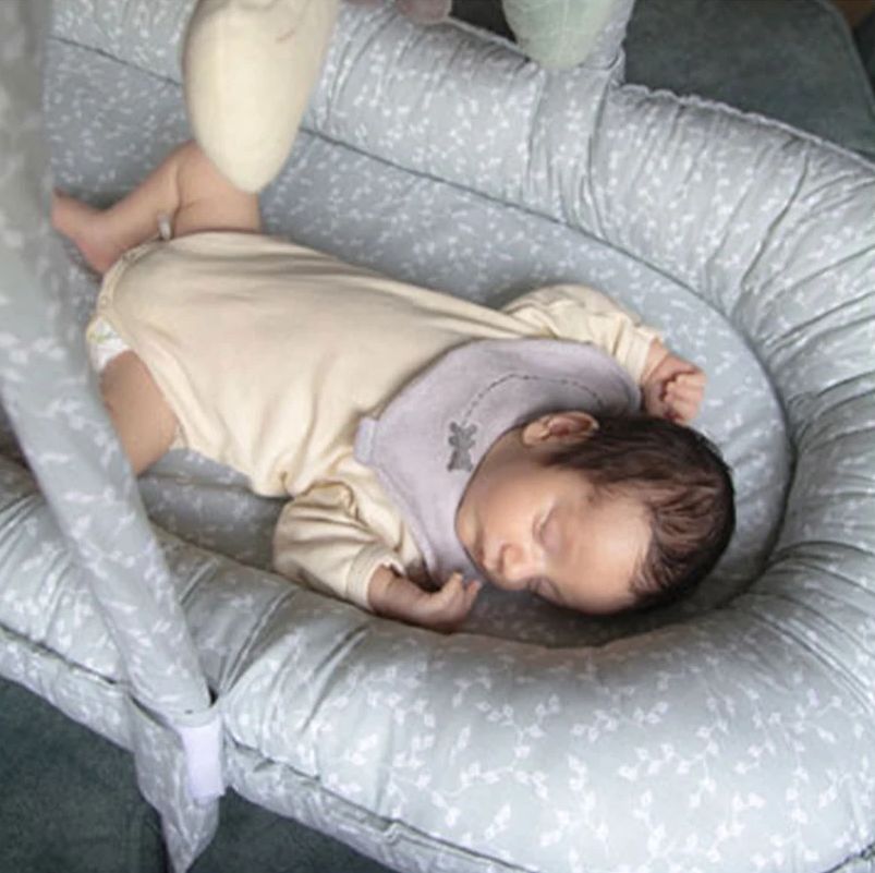 BabyJem Oyuncaklı Anne Baba Yanı Yatağı 489 Yeşil Çiçek