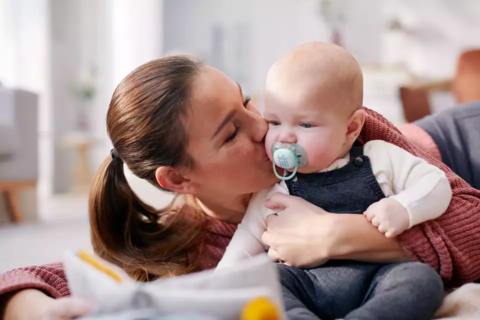 Philips Avent Ultra Soft Emzik 0-6 Ay Erkek