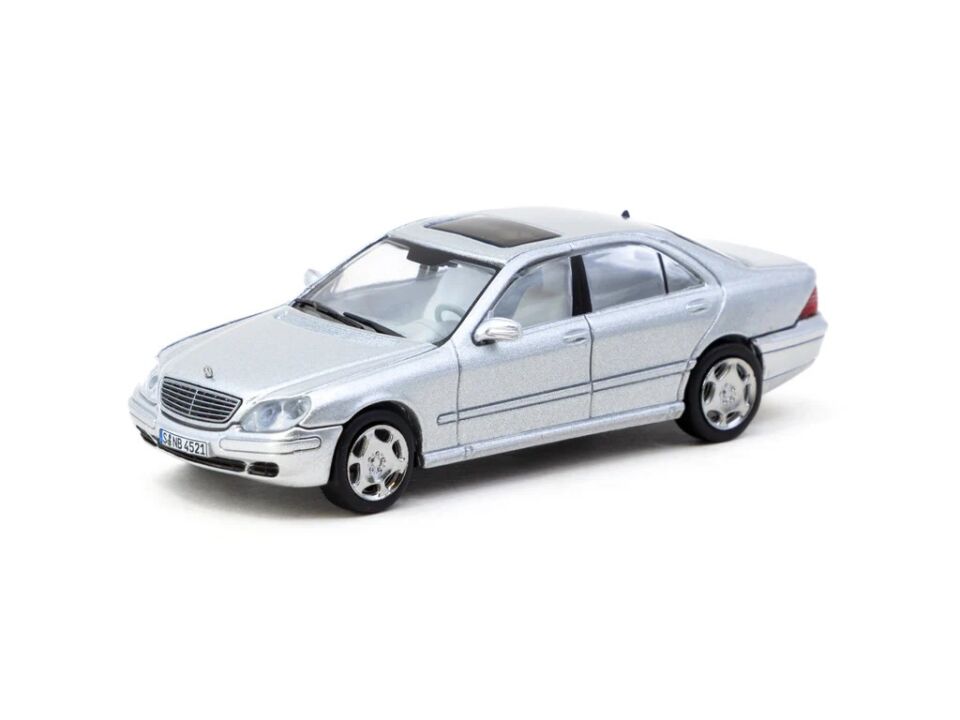 Tarmac Works Mercedes-Benz S-Class Brilliant Silver Metallic