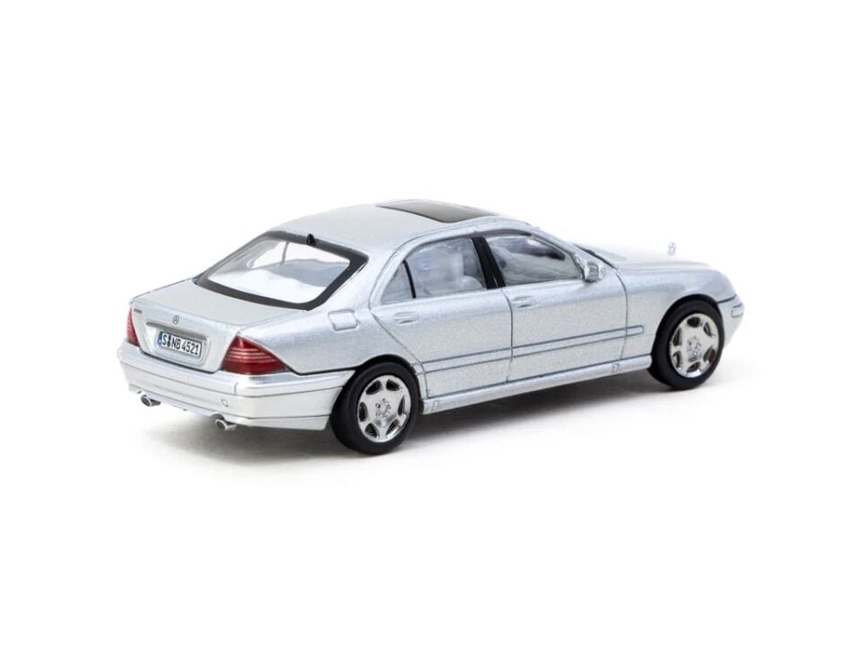 Tarmac Works Mercedes-Benz S-Class Brilliant Silver Metallic