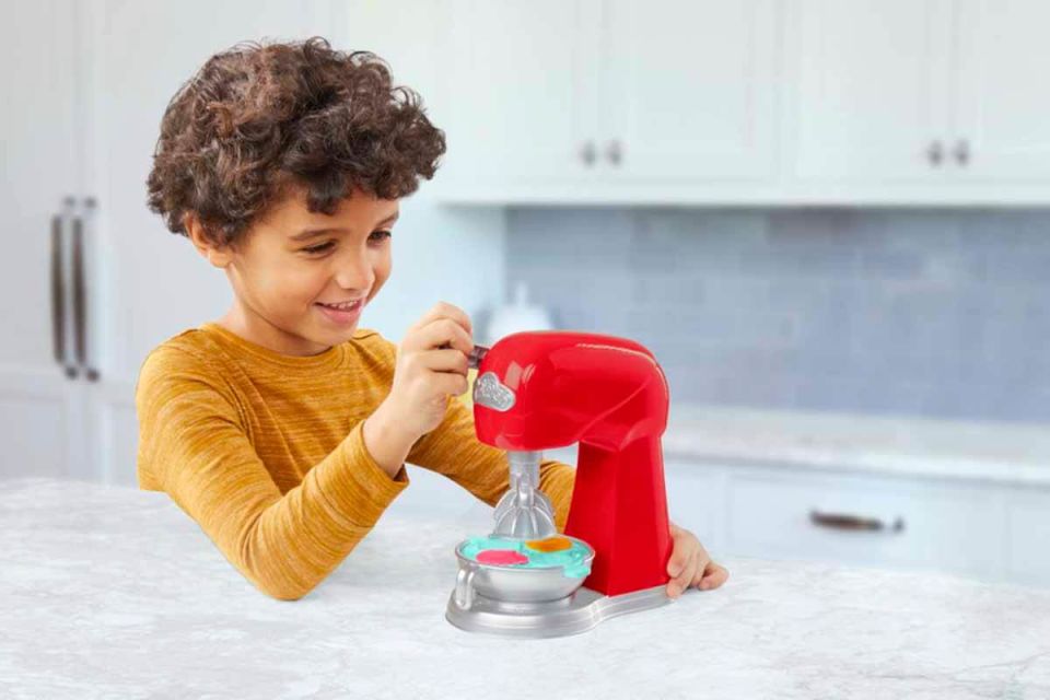Play-Doh Sihirli Mikser Oyun Seti F4718